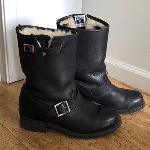 RARE Frye Engineer 12R, shearling lined